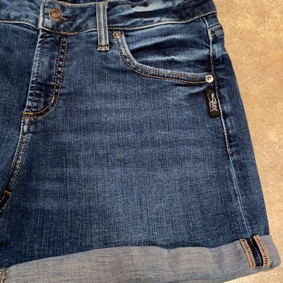 Women’s Silver jean shorts size 27 - Picture 5 of 8